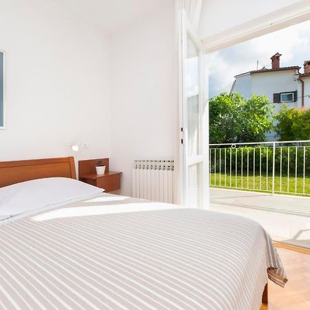 Apartments Magnolia Rovinj Bagian luar foto