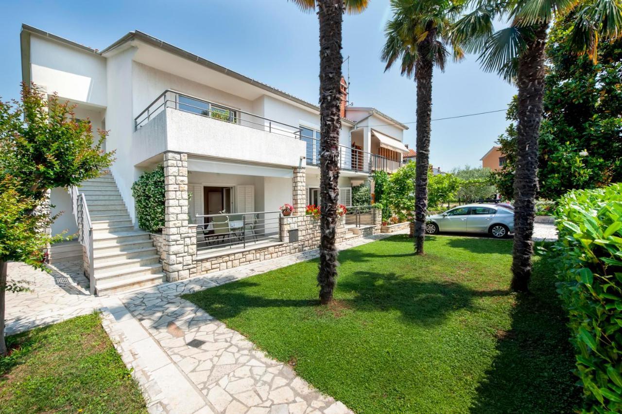 Apartments Magnolia Rovinj Bagian luar foto