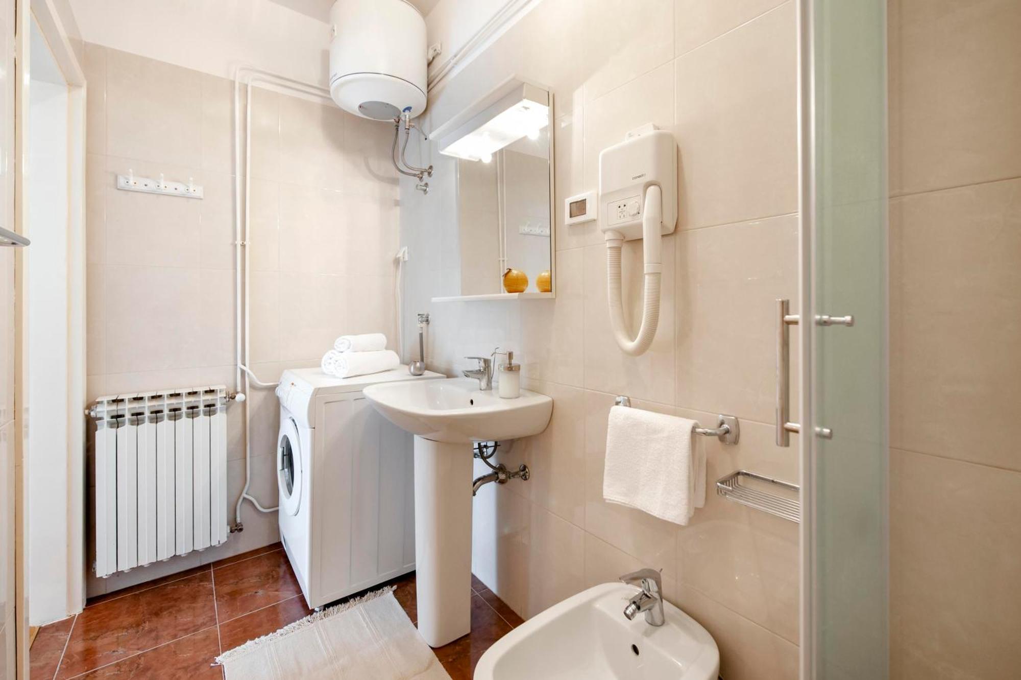 Apartments Magnolia Rovinj Bagian luar foto