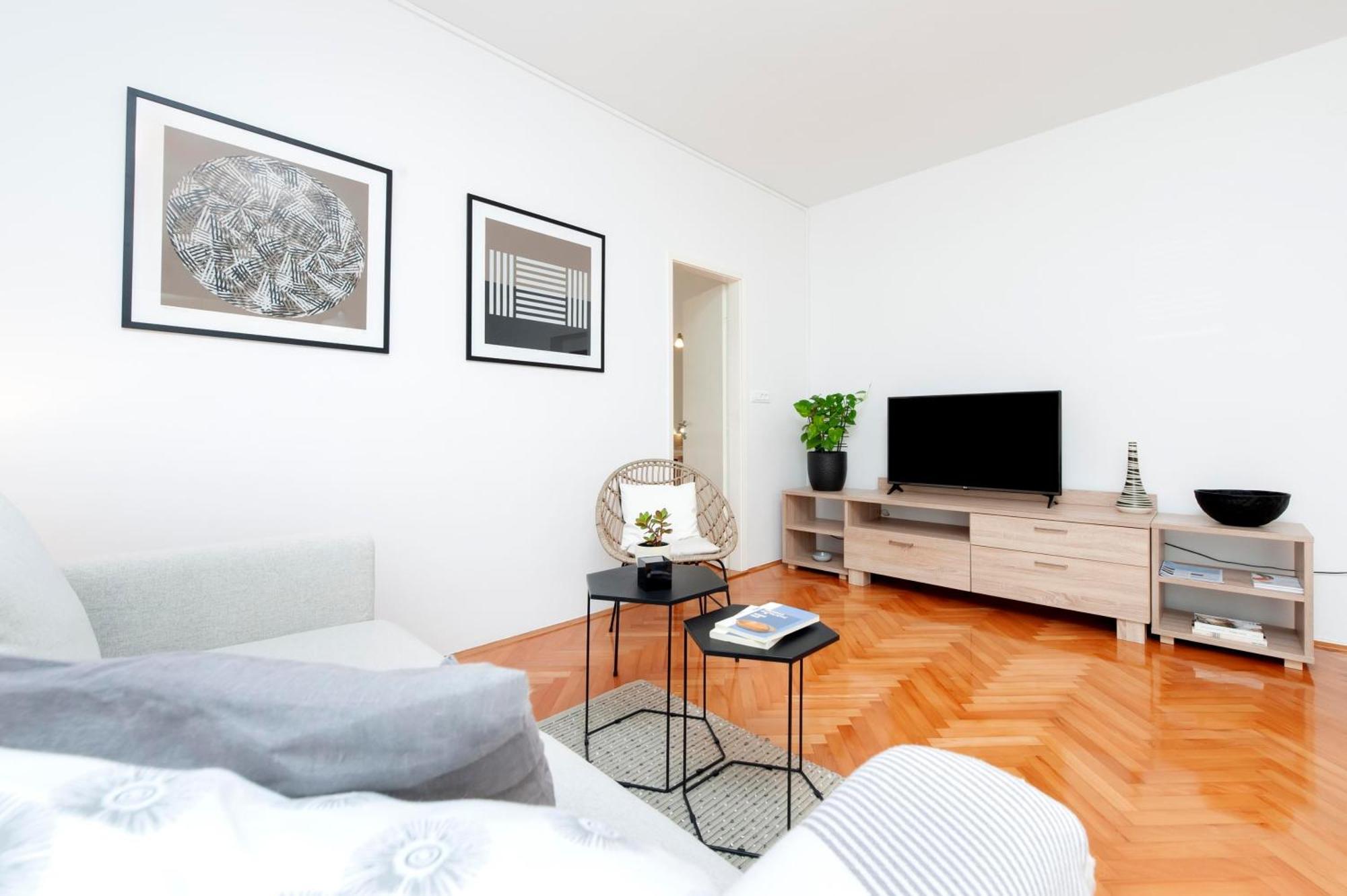 Apartments Magnolia Rovinj Bagian luar foto