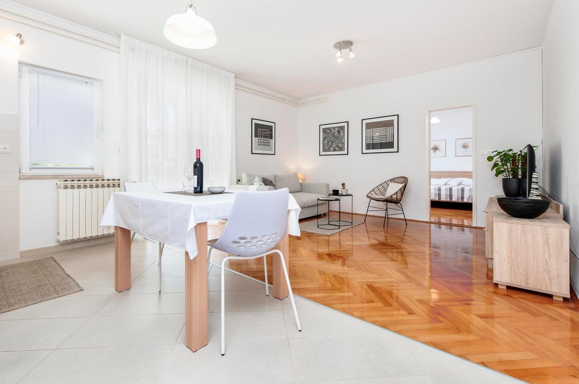 Apartments Magnolia Rovinj Bagian luar foto